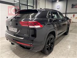 ڤۆڵکسواگن ئەتڵەس کرۆس سپۆرت